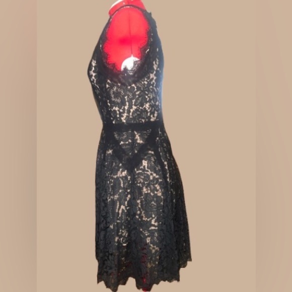 Heartloom REVOLVE black Sienna lace dress; sz Med - Picture 3 of 5